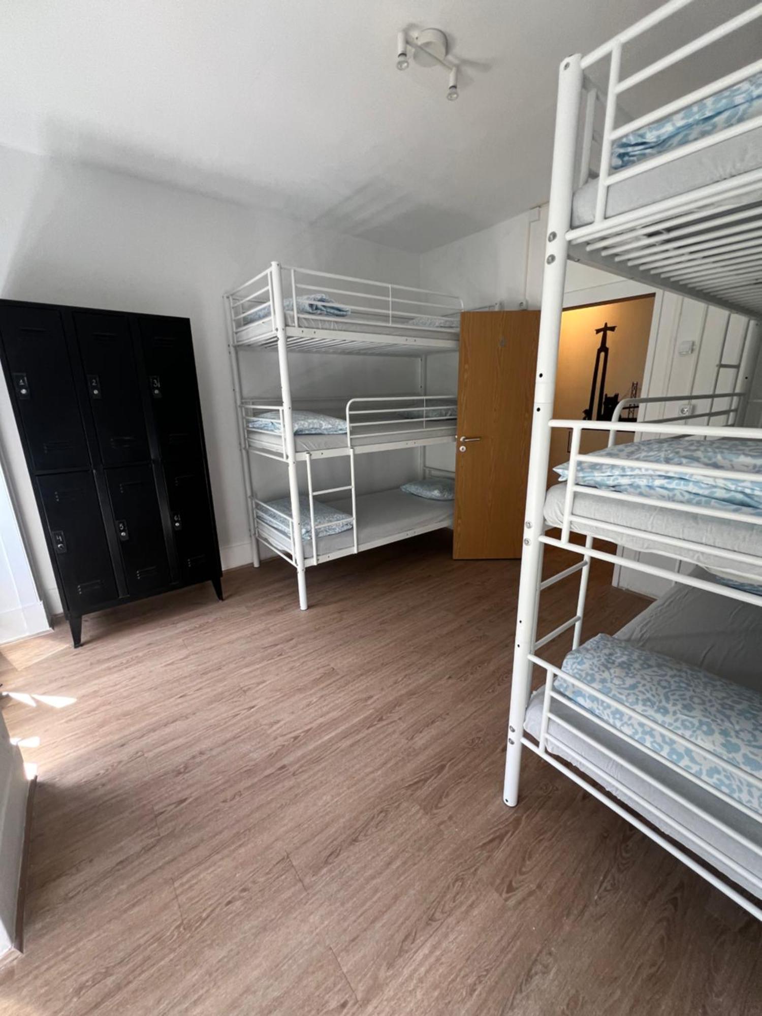 Bagetti Hostel Only For Girls Лиссабон Экстерьер фото